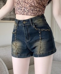 lilful（リルフル）の「スタッズデザイン ウォッシュ加工 デニムショートパンツ（デニムパンツ・レディース）」