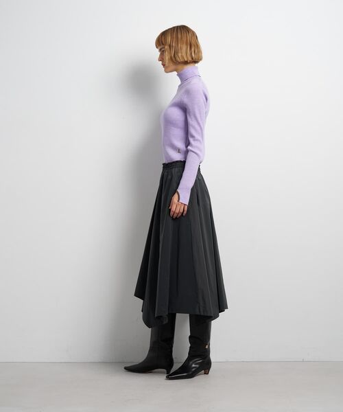 LANVIN en Bleu（ランバンオンブルー）の「アシンメトリーヘムスカート（スカート・レディース・チャコールグレー/ブラック・38/36）」の4枚目の写真