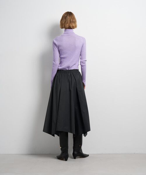 LANVIN en Bleu（ランバンオンブルー）の「アシンメトリーヘムスカート（スカート・レディース・チャコールグレー/ブラック・38/36）」の5枚目の写真