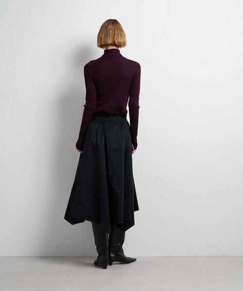 LANVIN en Bleu（ランバンオンブルー）の「アシンメトリーヘムスカート（スカート・レディース・チャコールグレー/ブラック・38/36）」の13枚目の写真