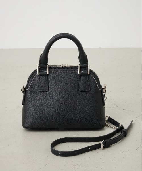 ダブルジッパーショルダーバッグ ブラック//~~ ダブルジッパーミニバッグ（ショルダーバッグ）｜AZUL BY MOUSSY