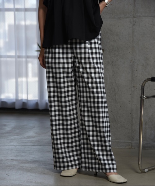 I_am（アイアム）の「gingham check straight tuck pants / ギンガム