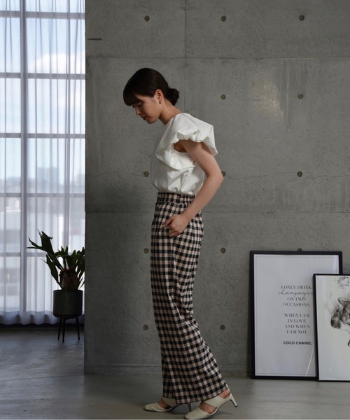 I_am(アイアム)の「gingham check straight tuck pants / ギンガムチェックストレートタックパンツ(その他パンツ・レディース・ベージュ/ホワイト・X-SMALL/SMALL)」の14枚目の写真