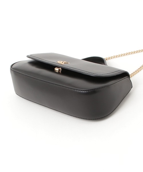 Calvin Klein（カルバン・クライン）の「チェーンストラップ付き ハンドルフラップバッグ（ショルダーバッグ・レディース・ブラック/ホワイト・FREE）」の8枚目の写真