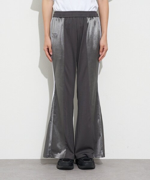 CIAOPANIC（チャオパニック）の「異素材切替トラックフレアパンツ（その他パンツ・レディース・ネイビー/レッド/グレー・SMALL/MEDIUM）」の8枚目の写真