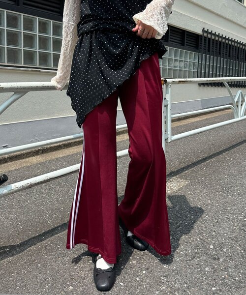 CIAOPANIC（チャオパニック）の「異素材切替トラックフレアパンツ（その他パンツ・レディース・ネイビー/レッド/グレー・SMALL/MEDIUM）」の21枚目の写真