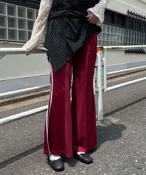 CIAOPANIC（チャオパニック）の「異素材切替トラックフレアパンツ（その他パンツ・レディース・ネイビー/レッド/グレー・SMALL/MEDIUM）」の22枚目の写真