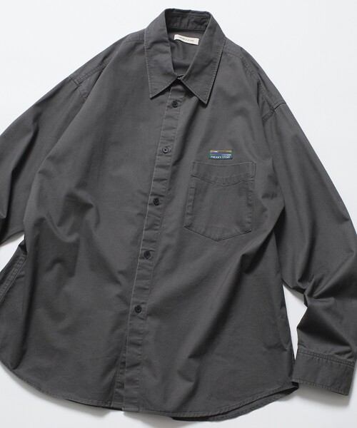 FREAK'S STORE(フリークスストア)の「限定展開 Relax Fit リラックスフィット ガーメントダイ レギュラーカラーシャツ(シャツ/ブラウス・メンズ・ブラック/オリーブ/チャコールグレー/ベージュ・LARGE/MEDIUM/SMALL)」の2枚目の写真