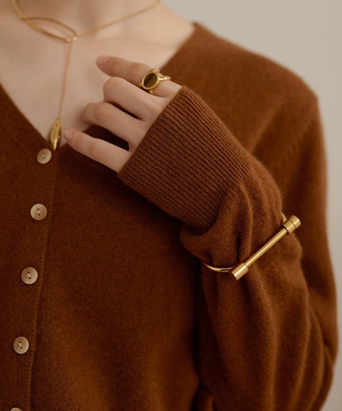 LAULEN(ローレン)の「wool v neck short knit cardigan /ウールVネックショートニットカーディガン(カーディガン/ボレロ・レディース・アイボリー/チャコールグレー/テラコッタ・FREE)」の12枚目の写真