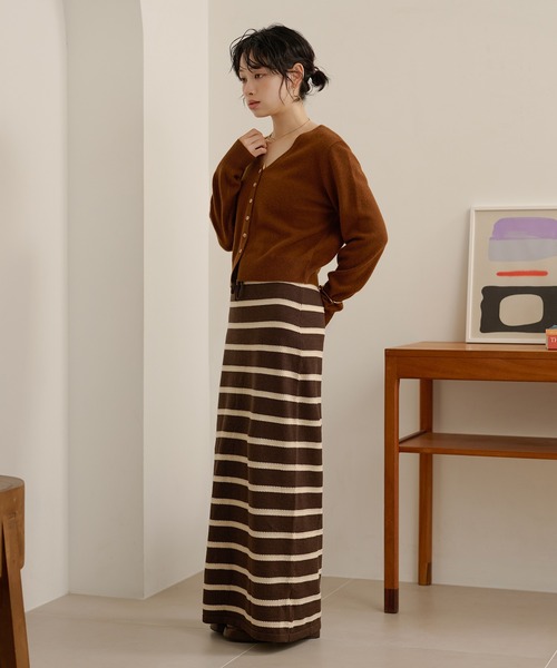 LAULEN(ローレン)の「wool v neck short knit cardigan /ウールVネックショートニットカーディガン(カーディガン/ボレロ・レディース・アイボリー/チャコールグレー/テラコッタ・FREE)」の10枚目の写真