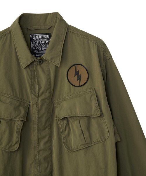 HYSTERIC GLAMOUR（ヒステリックグラマー）の「HG1963 ファティーグシャツ（シャツ/ブラウス・メンズ・カーキ/ネイビー/ブラック・LARGE/X-LARGE/SMALL/MEDIUM）」の6枚目の写真