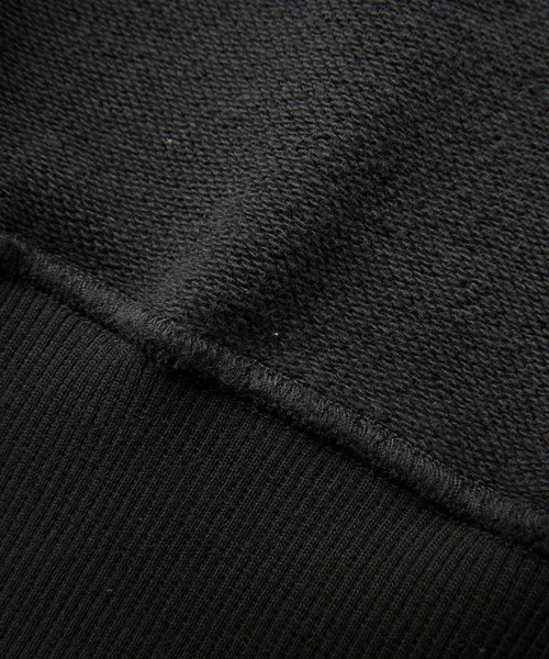 X-girl(エックスガール)の「EMBROIDERY OVAL LOGO SWEAT TOP(スウェット・レディース・ブラック/カモフラージュ・S/M/L)」の14枚目の写真