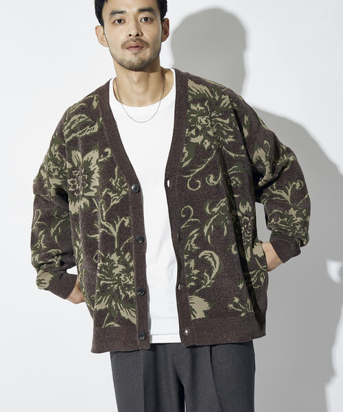 FREAK'S STORE(フリークスストア)の「フラワー総柄 モール糸 ニットカーディガン/リラックスフィット(カーディガン/ボレロ・メンズ・グレー/ブラック/ベージュ/ワインレッド・LARGE/MEDIUM)」の3枚目の写真