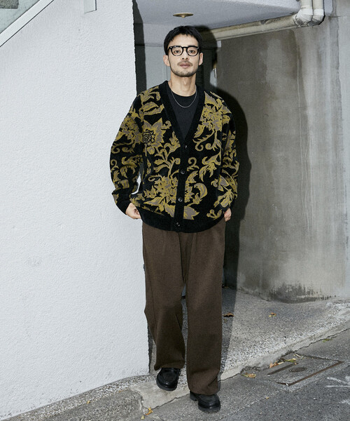 FREAK'S STORE(フリークスストア)の「フラワー総柄 モール糸 ニットカーディガン/リラックスフィット(カーディガン/ボレロ・メンズ・グレー/ブラック/ベージュ/ワインレッド・LARGE/MEDIUM)」の22枚目の写真