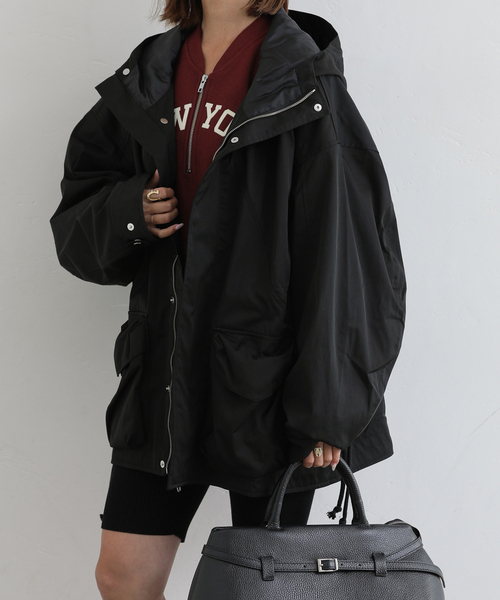 U by SPICK&SPAN（ユーバイスピックアンドスパン）の「KIJUN/キジュン Arcade Pocket Parka（その他アウター・レディース・ブラック/ボルドー・FREE）」の4枚目の写真