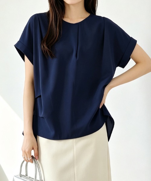 ReRe(リリ)の「バックスリット袖ロールアップブラウス(シャツ/ブラウス・レディース・テラコッタ/グリーン/ネイビー/ベージュ/ホワイト・FREE)」の18枚目の写真