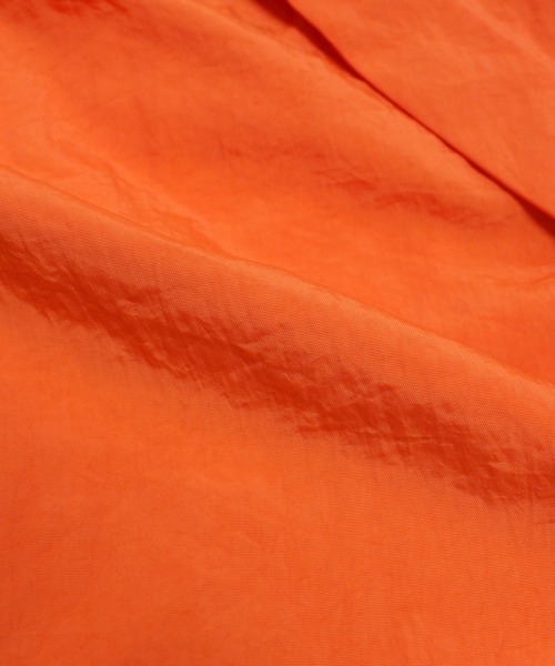 RNA(アールエヌエー)の「J2159 アスレチックオーバージャケット(ナイロンジャケット・レディース・ブラック/ネイビー/オレンジ・MEDIUM)」の16枚目の写真