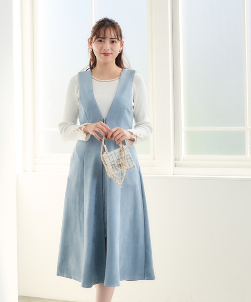 12Twelve Agenda(トゥエルブ アジェンダ)の「前後2wayフェイクスエードZIPフレアジャンスカ(ジャンパースカート・レディース・チャコールグレー/ブラウン/サックスブルー/グレイッシュベージュ・M)」の1枚目の写真