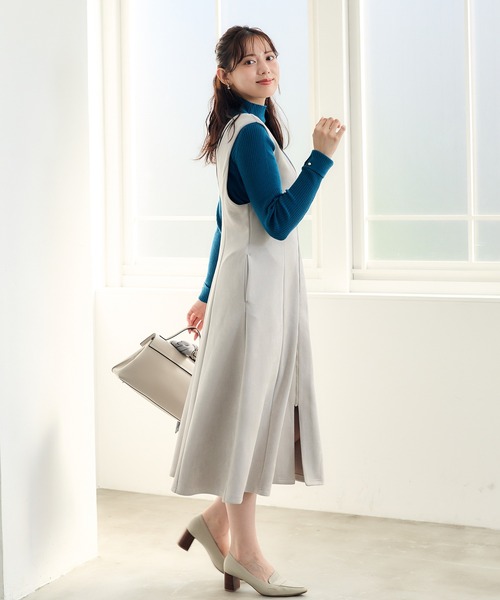 12Twelve Agenda(トゥエルブ アジェンダ)の「前後2wayフェイクスエードZIPフレアジャンスカ(ジャンパースカート・レディース・チャコールグレー/ブラウン/サックスブルー/グレイッシュベージュ・M)」の5枚目の写真