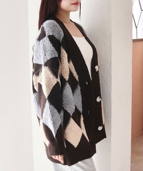 CECIL McBEE(セシルマクビー)の「アーガイル柄ニットカーディガン(カーディガン/ボレロ・レディース・ネイビー/ベージュ/ブラウン/ブラック・MEDIUM)」の8枚目の写真