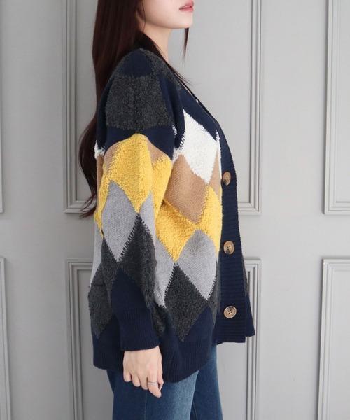 CECIL McBEE(セシルマクビー)の「アーガイル柄ニットカーディガン(カーディガン/ボレロ・レディース・ネイビー/ベージュ/ブラウン/ブラック・MEDIUM)」の12枚目の写真