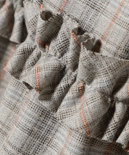 Ray BEAMS（レイビームス）の「【別注】MARMARI / フリル スカート（スカート・レディース・グレー/ブラック・ONE SIZE）」の6枚目の写真