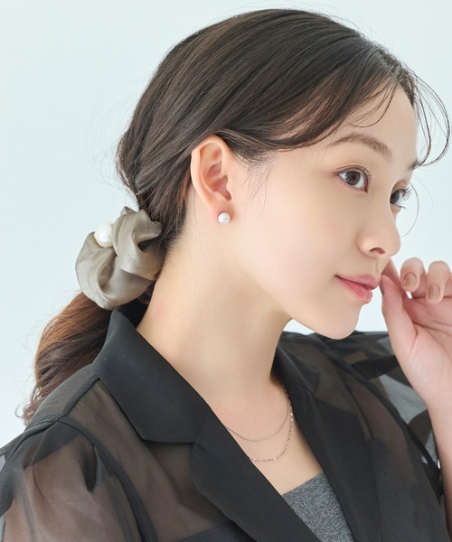 Phoebe（フィービィー）の「ボリューミーシアーシュシュ/パール/大ぶり（シュシュ・レディース・ブラック/ベージュ/グレー・FREE）」の16枚目の写真