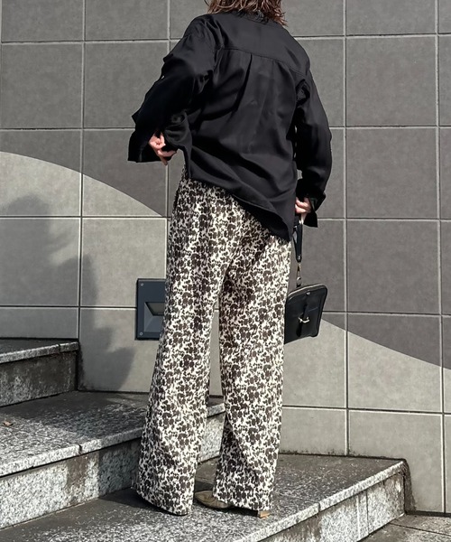 mi via loca（ミヴィアロカ）の「【アソート 】Vintageライク花柄/ドット/レオパード ワイドパンツ（その他パンツ・レディース・ネイビー/ブラウン/グレー/ベージュ・FREE）」の11枚目の写真