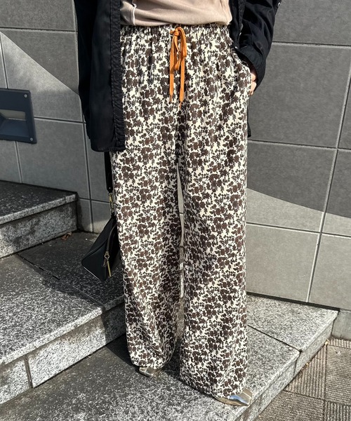 mi via loca（ミヴィアロカ）の「【アソート 】Vintageライク花柄/ドット/レオパード ワイドパンツ（その他パンツ・レディース・ネイビー/ブラウン/グレー/ベージュ・FREE）」の14枚目の写真