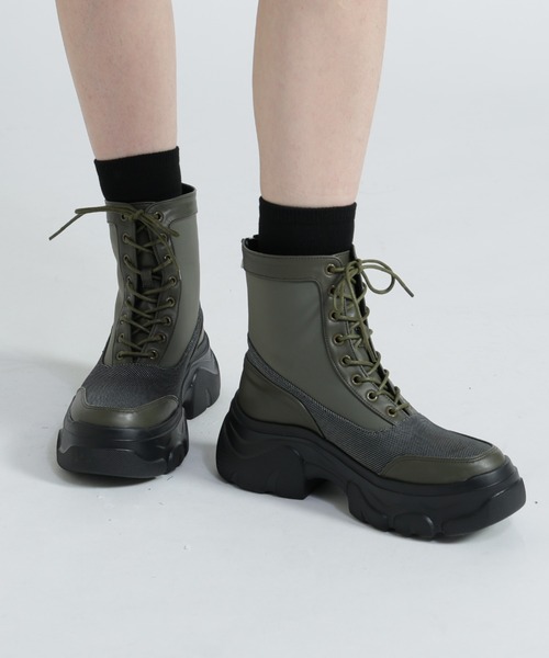 AVIREX（アヴィレックス）の「《直営店限定》LACE UP PLATFORM BOOTS/レースアッププラットフォームブーツ（ブーツ・レディース・ブラック/オリーブ/ベージュ・23.5/24.5/25）」の7枚目の写真