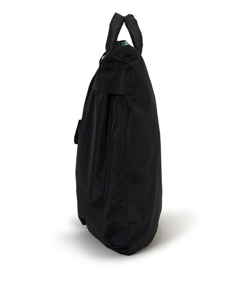 LeSportsac（レスポートサック）の「LG HELMET TOTE ノクターンフレームL（トートバッグ・レディース・ブラック・FREE）」の5枚目の写真
