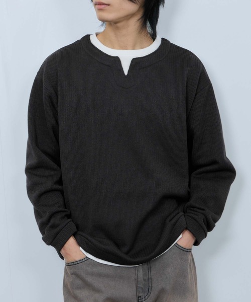 NAVY(ネイビー)の「【NAVY/ネイビー】 針抜き裏起毛 フェイクキーネックトレーナー(Tシャツ/カットソー・メンズ・チャコールグレー/カーキ/ベージュ/ネイビー・XL/L/M/S)」の1枚目の写真