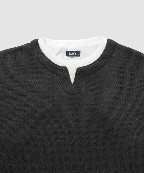 NAVY(ネイビー)の「【NAVY/ネイビー】 針抜き裏起毛 フェイクキーネックトレーナー(Tシャツ/カットソー・メンズ・チャコールグレー/カーキ/ベージュ/ネイビー・XL/L/M/S)」の21枚目の写真