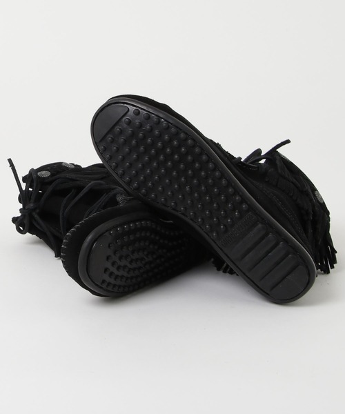 Minnetonka（ミネトンカ）の「【W】【it】【IW5】【MINNETONKA】ダブルフリンジ トランパー ブーツ DOUBLE FRINGE TRAMPER BOOTS（ブーツ・レディース・グレー/ブラウン/ブラック・6/5）」の5枚目の写真