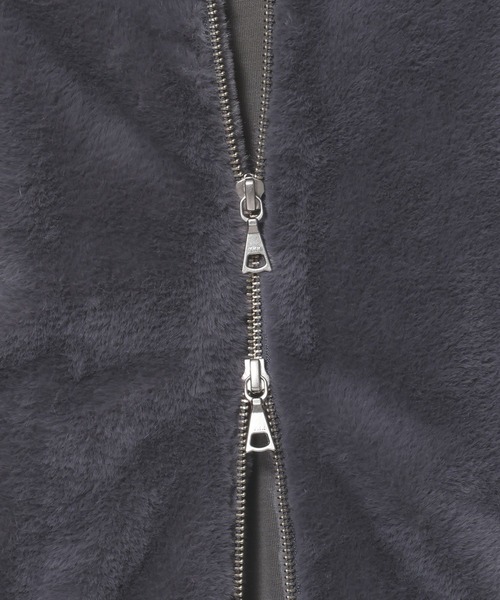 HARE（ハレ）の「コンパクトファーブルゾン(HARE)（ブルゾン・メンズ・グレー/パープル/オレンジ系その他/ブラック・MEDIUM/SMALL）」の7枚目の写真