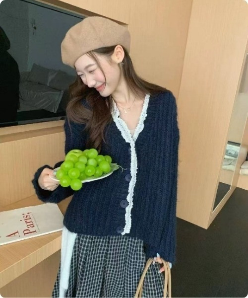 セール】レース縁取りのニットカーデ（カーディガン/ボレロ）｜I.O.E