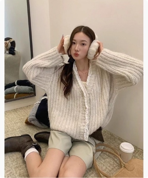 セール】レース縁取りのニットカーデ（カーディガン/ボレロ）｜I.O.E