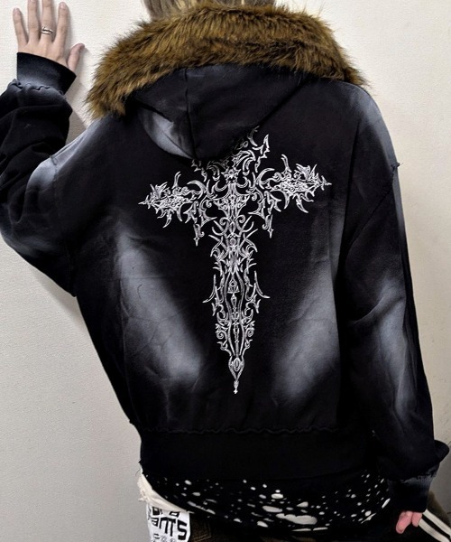 SILVER BULLET（シルバーバレット）の「『PSYCHO NATION UNDER GROUND /サイコネーションアンダーグラウンド』ファー脱着スプレーZIP PK（パーカー・メンズ・ブラック/カモフラージュ・M/L）」の9枚目の写真