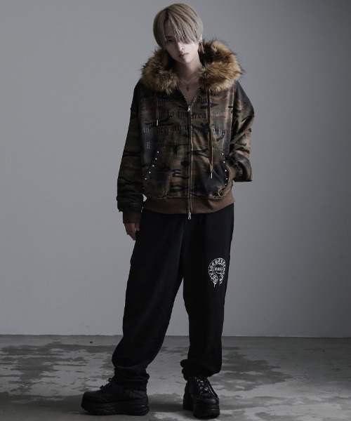 SILVER BULLET（シルバーバレット）の「『PSYCHO NATION UNDER GROUND /サイコネーションアンダーグラウンド』ファー脱着スプレーZIP PK（パーカー・メンズ・ブラック/カモフラージュ・M/L）」の13枚目の写真