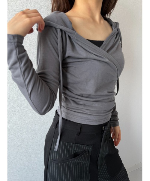 Geeong(ジーオン)の「【ZOZO限定】フーディー ラップカットソー(Tシャツ/カットソー・レディース・ブラウン/チャコールグレー/ブラック・FREE)」の10枚目の写真