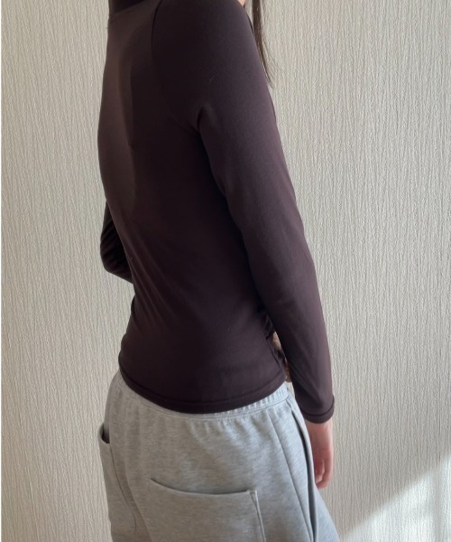 Geeong(ジーオン)の「【ZOZO限定】フーディー ラップカットソー(Tシャツ/カットソー・レディース・ブラウン/チャコールグレー/ブラック・FREE)」の5枚目の写真