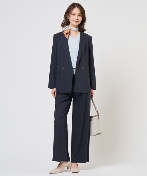 J.PRESS（ジェイプレス）の「Traditional print  スクエア スカーフ（バンダナ/スカーフ・レディース・ネイビー系5/黄土色系5・F）」の4枚目の写真