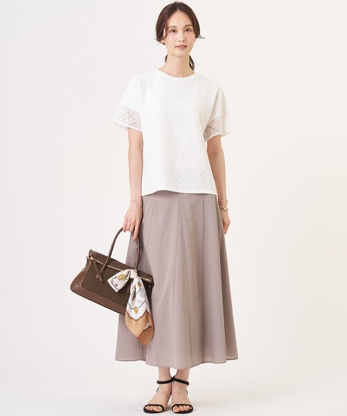 J.PRESS（ジェイプレス）の「【着こなしのポイントに】Traditional print  スクエア スカーフ（バンダナ/スカーフ・レディース・ネイビー系5/黄土色系5・F）」の16枚目の写真