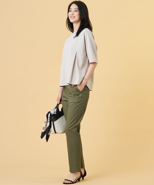 J.PRESS（ジェイプレス）の「【着こなしのポイントに】Traditional print  スクエア スカーフ（バンダナ/スカーフ・レディース・ネイビー系5/黄土色系5・F）」の22枚目の写真