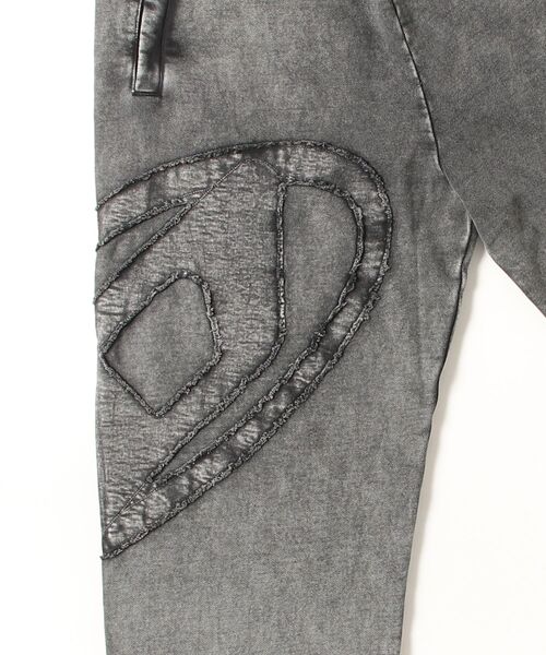 DIESEL（ディーゼル）の「メンズ スウェットパンツ P-MARKY-DEN（スウェットパンツ・メンズ・ブラック・X-SMALL/XX-LARGE/SMALL/X-LARGE/MEDIUM/LARGE/XX-SMALL）」の3枚目の写真