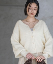 A part by（アパートバイ）の「【WEB限定】キンボタンシャギーVネックカーディガン（カーディガン/ボレロ）」