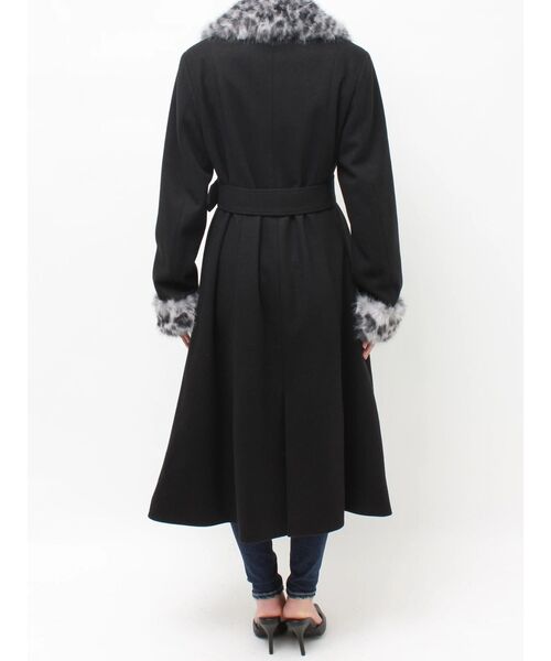 GYDA（ジェイダ）の「ベルト付タイトエコファーロングコート（チェスターコート・レディース・ブラック・FREE）」の10枚目の写真