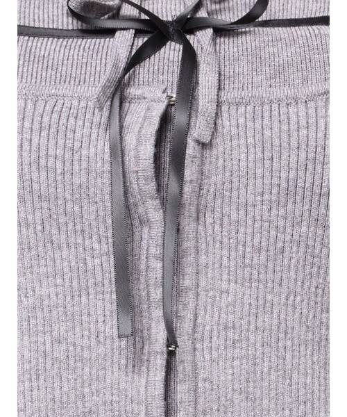 EATME(イートミー)の「バイカラーキャミニットアンサンブル(ニット/セーター・レディース・グレー/ベージュ/ブラック・FREE)」の16枚目の写真