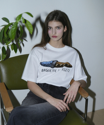 VLETI（ブレッティ）の「Color Baguette Art Work Printing T-shirt (White)（Tシャツ/カットソー）」