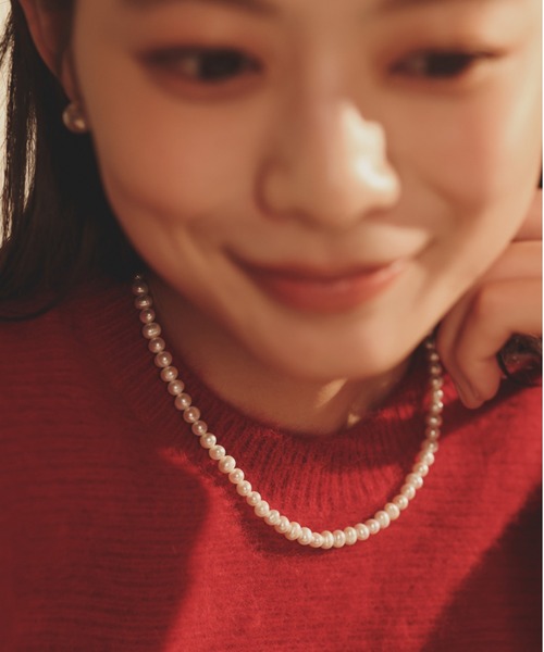 anuans（アニュアンス）の「クラシカルパールネックレス（ネックレス・レディース・ゴールド・FREE）」の2枚目の写真